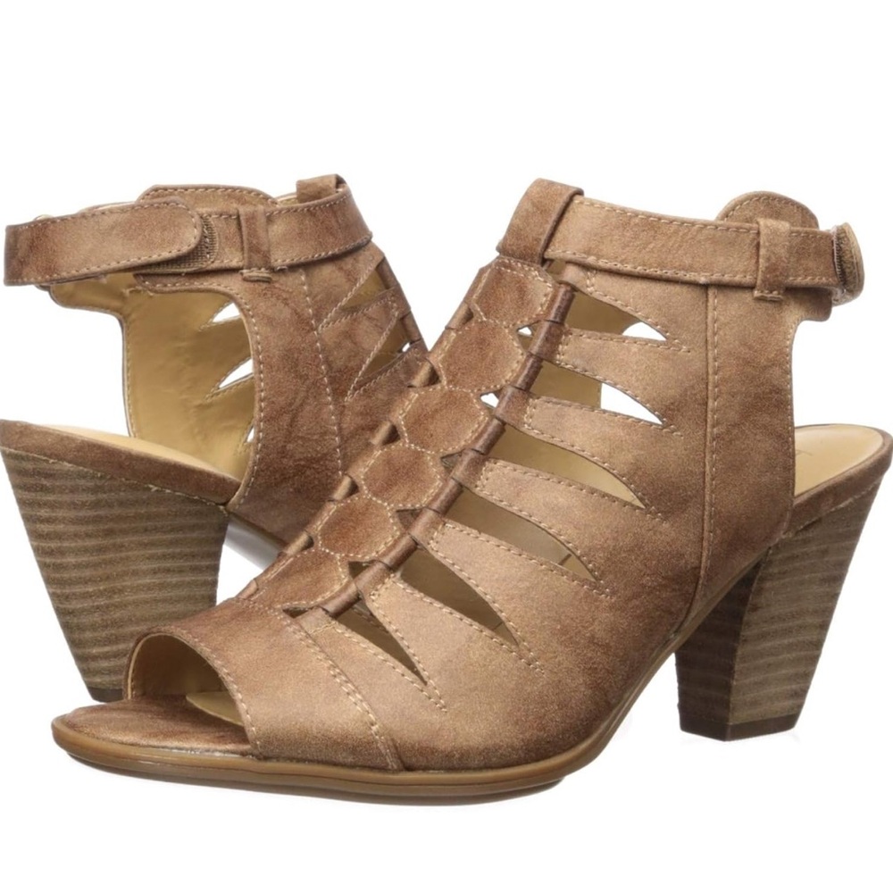 Naturalizer Talan Slingback Sandal - Size 6.5